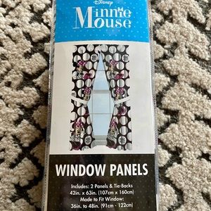 NWT 2 panels Minnie Mouse curtains